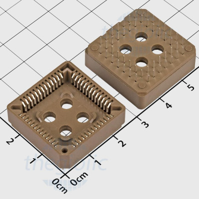 Đế IC PLCC 52 Chân Xuyên Lỗ